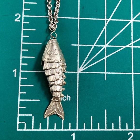 Vintage Articulated Fish Pendant | Jointed Moving Fish | 16" 925 Necklace - Picture 3 of 11
